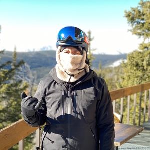 Meet your Posher, Nikolas